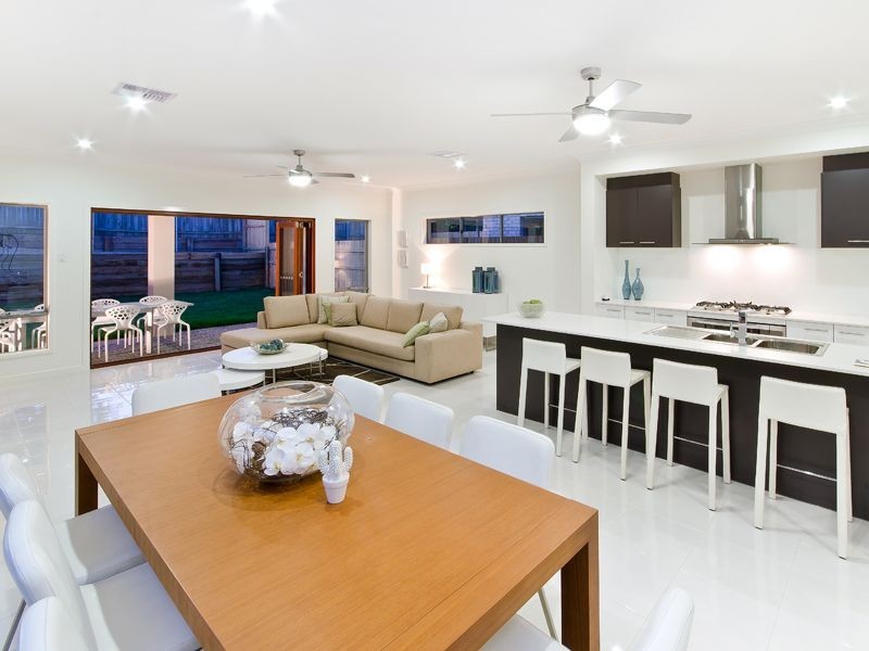 4 Crofton Street, Geebung QLD 4034