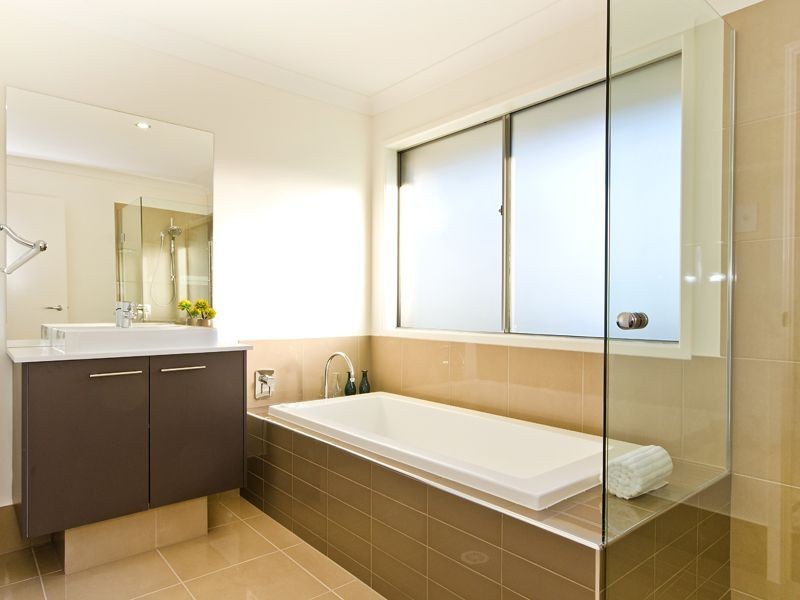 4 Crofton Street, Geebung QLD 4034