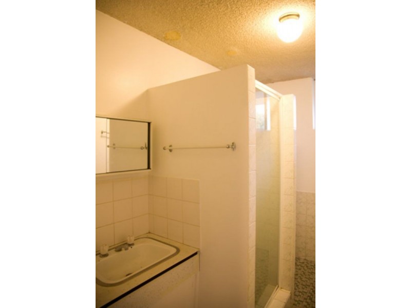 4/33 Queens Road, Clayfield QLD 4011