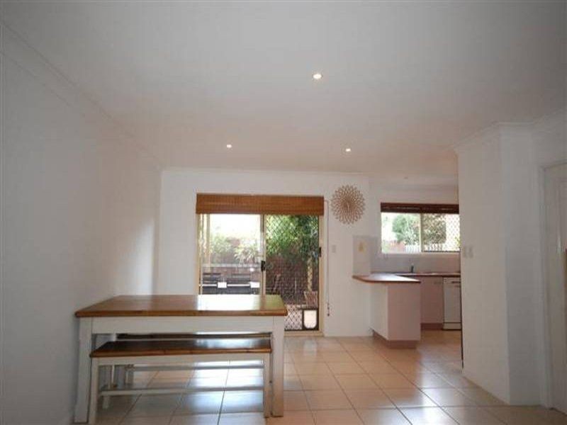 2/34 Franklin Street, Nundah QLD 4012