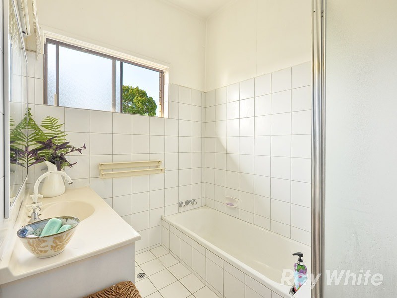16 Overlea Street, Nudgee QLD 4014