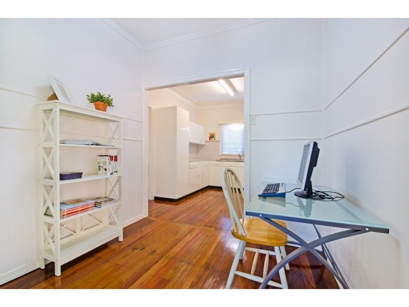 26 Watcombe Street, Wavell Heights QLD 4012