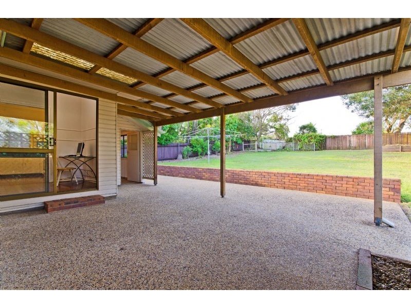 26 Watcombe Street, Wavell Heights QLD 4012