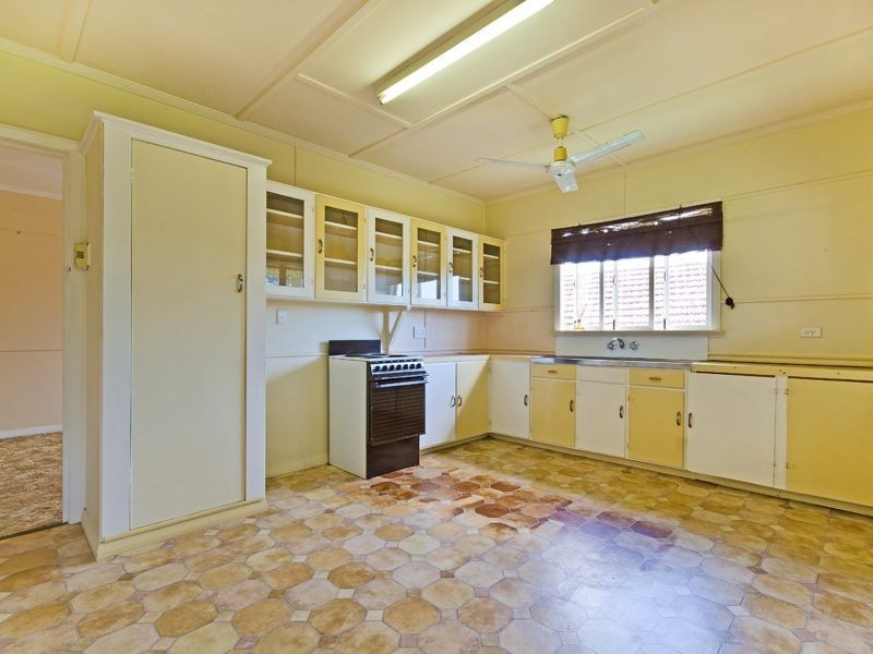 189 Pfingst Road, Wavell Heights QLD 4012