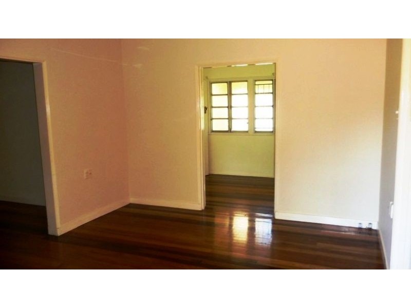 47 Paradise Street, Banyo QLD 4014