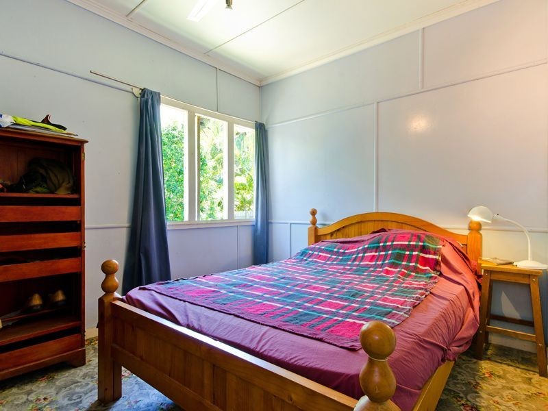 16 Paradise Street, Banyo QLD 4014