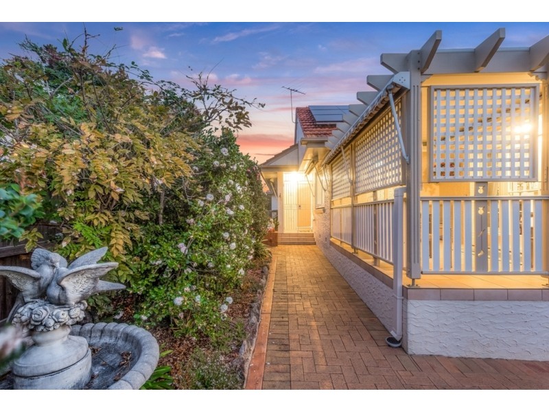 22 Highcrest Avenue, Wavell Heights QLD 4012