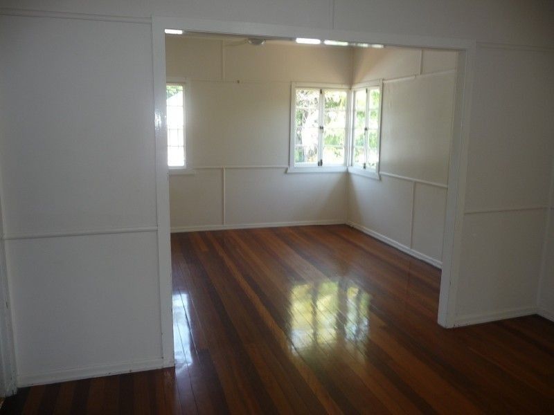 9 Beeby Street, Wavell Heights QLD 4012