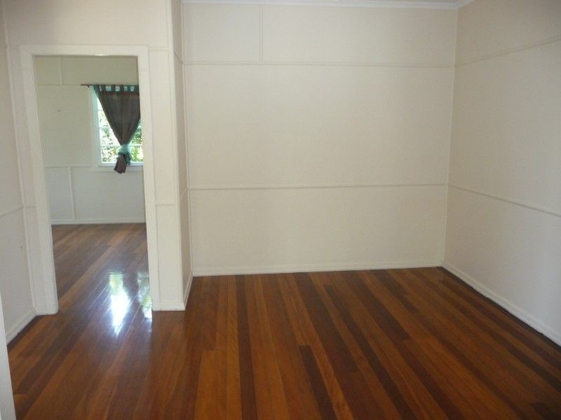 9 Beeby Street, Wavell Heights QLD 4012