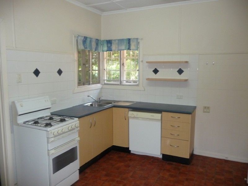 9 Beeby Street, Wavell Heights QLD 4012