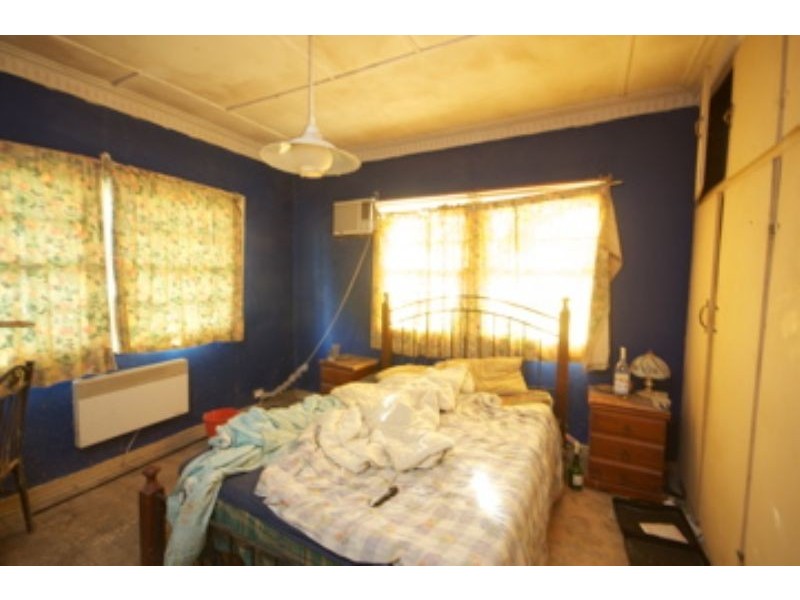 2 Frankit Street, Wavell Heights QLD 4012