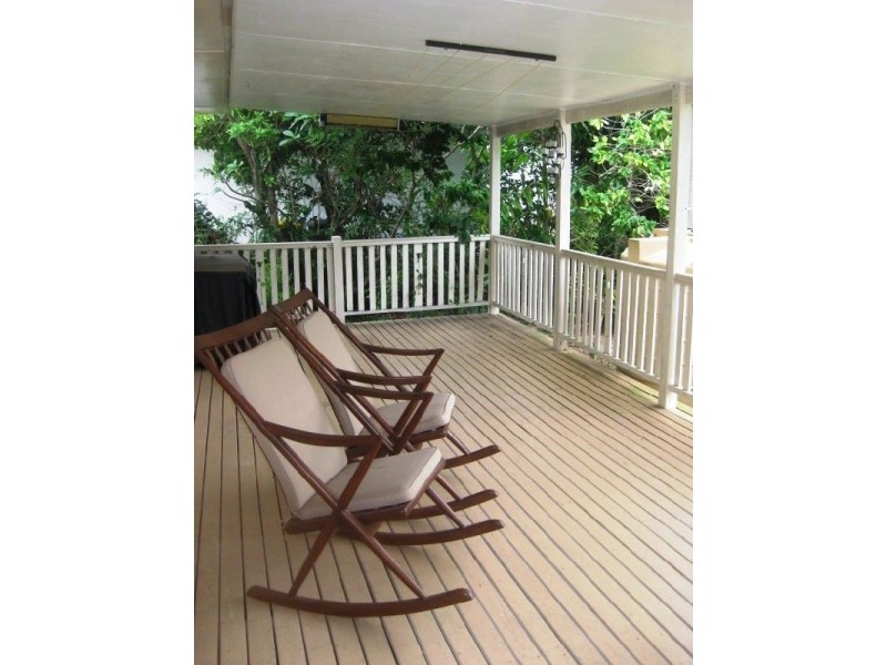 8 Lemnos Street, Nundah QLD 4012