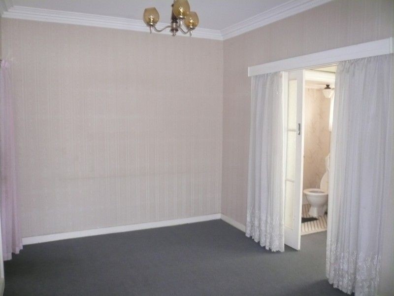 83 Hamilton Road, Wavell Heights QLD 4012