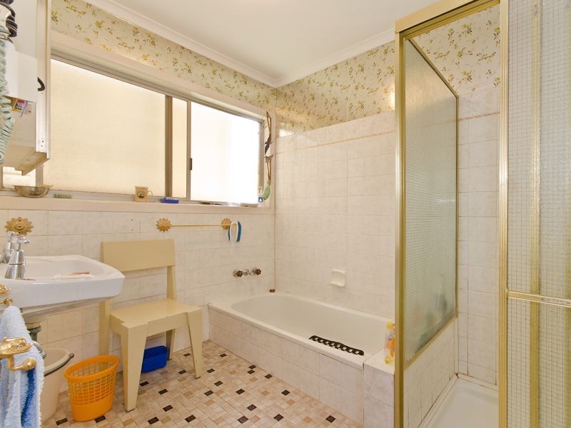 13 Hubbard Street, Wavell Heights QLD 4012