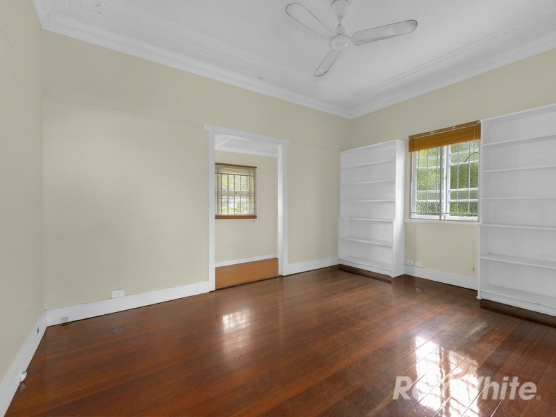 29 Ferres Street, Grange QLD 4051