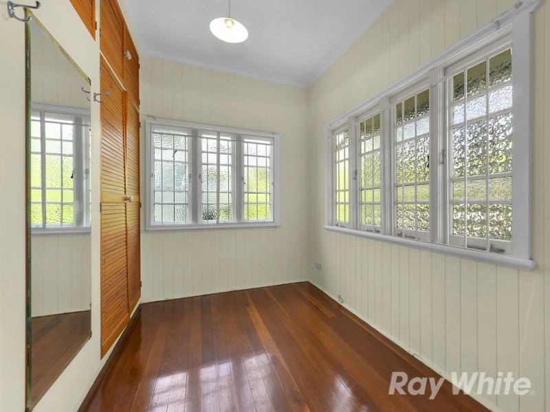 29 Ferres Street, Grange QLD 4051