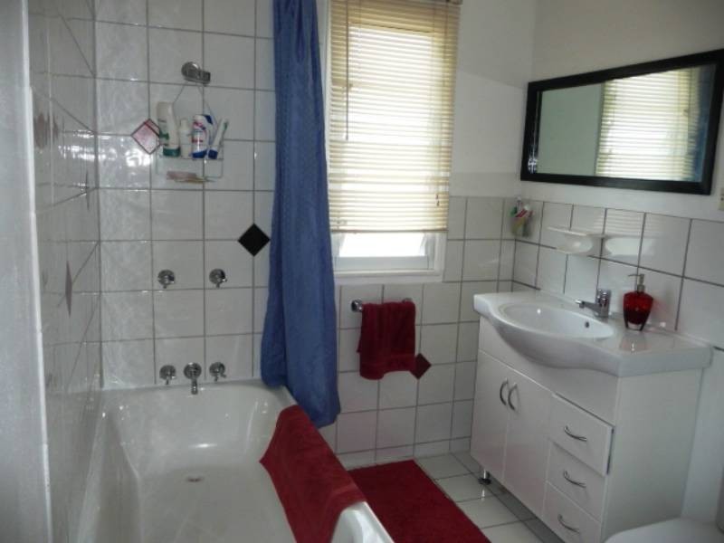 87 Hamilton Road, Wavell Heights QLD 4012