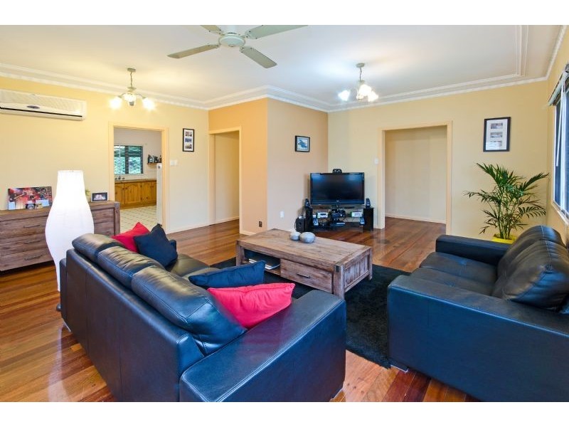 39 Highlands Street, Wavell Heights QLD 4012