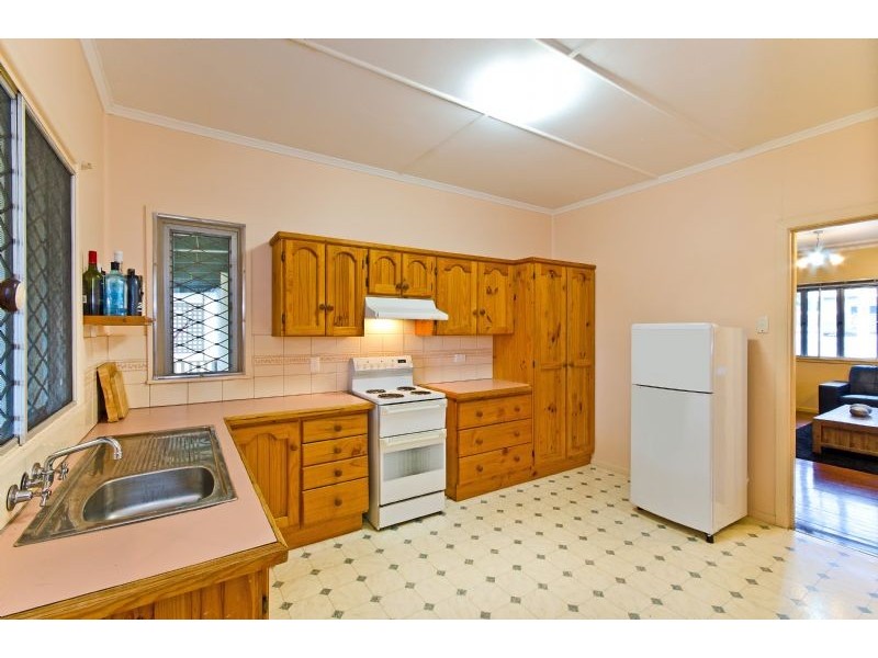 39 Highlands Street, Wavell Heights QLD 4012