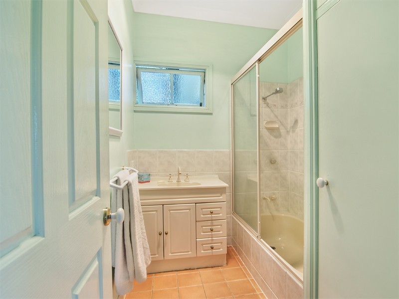 94 Bayview Terrace, Wavell Heights QLD 4012