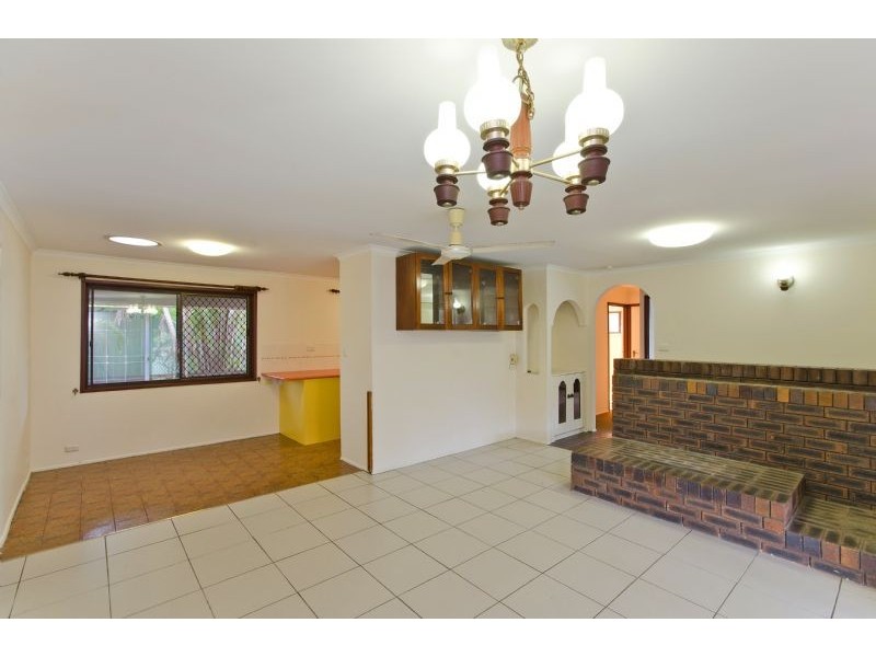 17 Lemore Street, Boondall QLD 4034