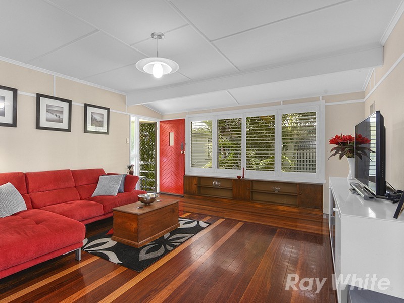 17 Benyon Street, Wavell Heights QLD 4012