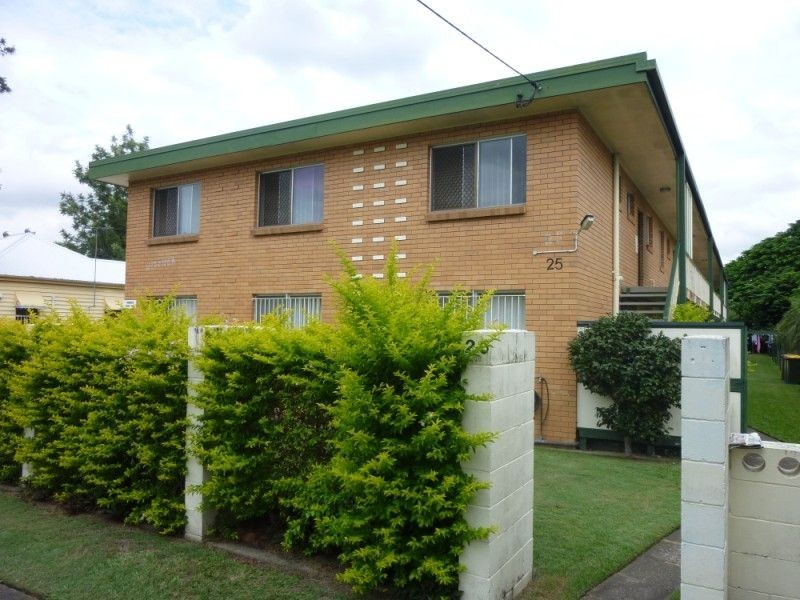 2/25 Robinson Road, Nundah QLD 4012
