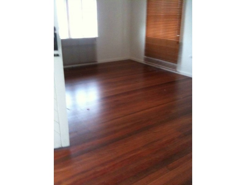 27 Leiper St, Stafford QLD 4053