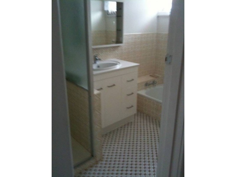 27 Leiper St, Stafford QLD 4053