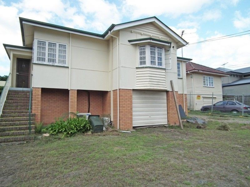 29 Leiper St, Stafford QLD 4053