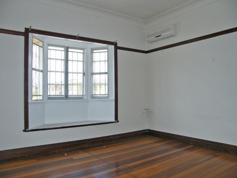 29 Leiper St, Stafford QLD 4053