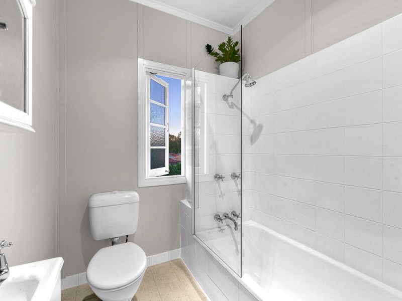 25 Maple Street, Wavell Heights QLD 4012