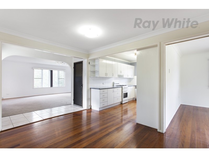 10 Caronga Street, Wavell Heights QLD 4012