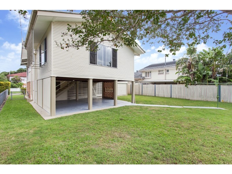 10 Caronga Street, Wavell Heights QLD 4012