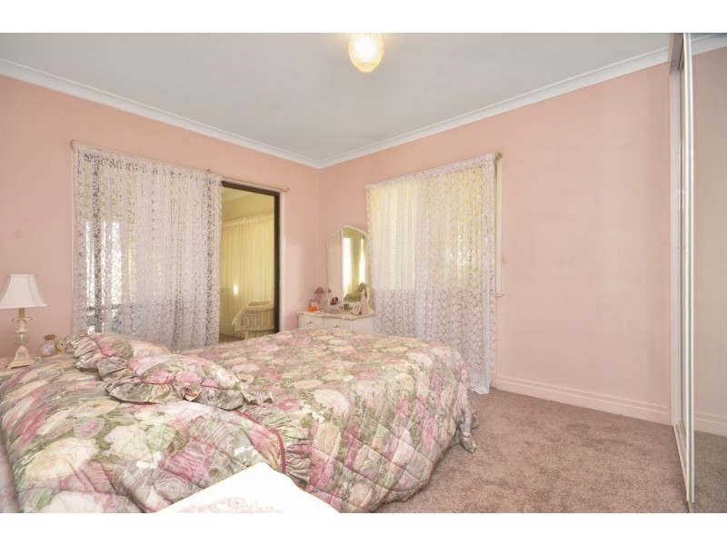 8 Chigwell Street, Wavell Heights QLD 4012