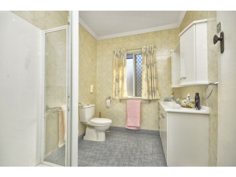 8 Chigwell Street, Wavell Heights QLD 4012