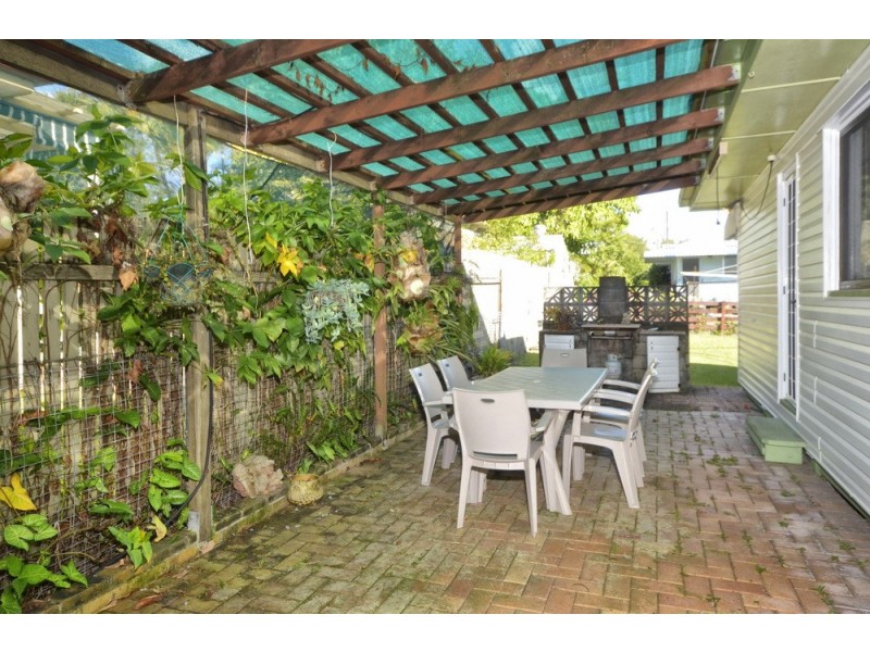 8 Chigwell Street, Wavell Heights QLD 4012