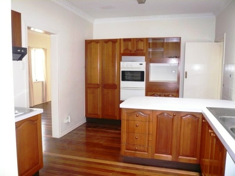 31 Bayview Terrace, Wavell Heights QLD 4012