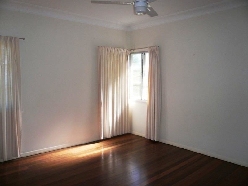 31 Bayview Terrace, Wavell Heights QLD 4012