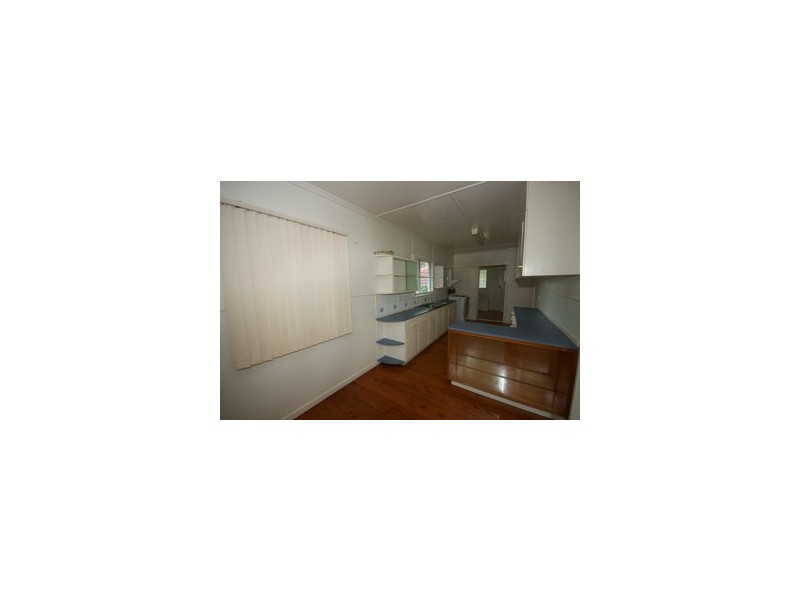 11 Strathdale Street, Aspley QLD 4034