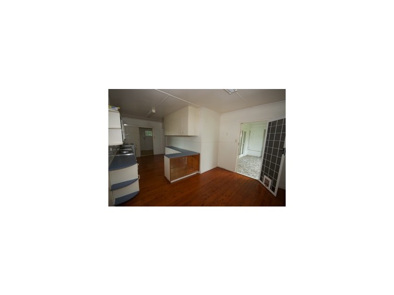11 Strathdale Street, Aspley QLD 4034