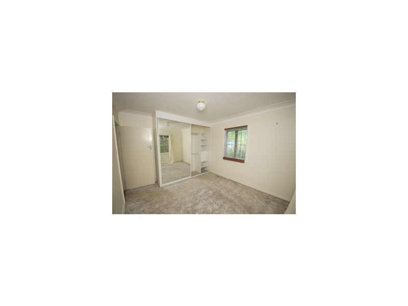 11 Strathdale Street, Aspley QLD 4034