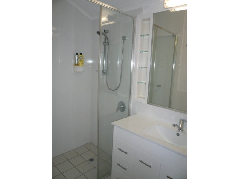 2 Lemnos Street, Nundah QLD 4012