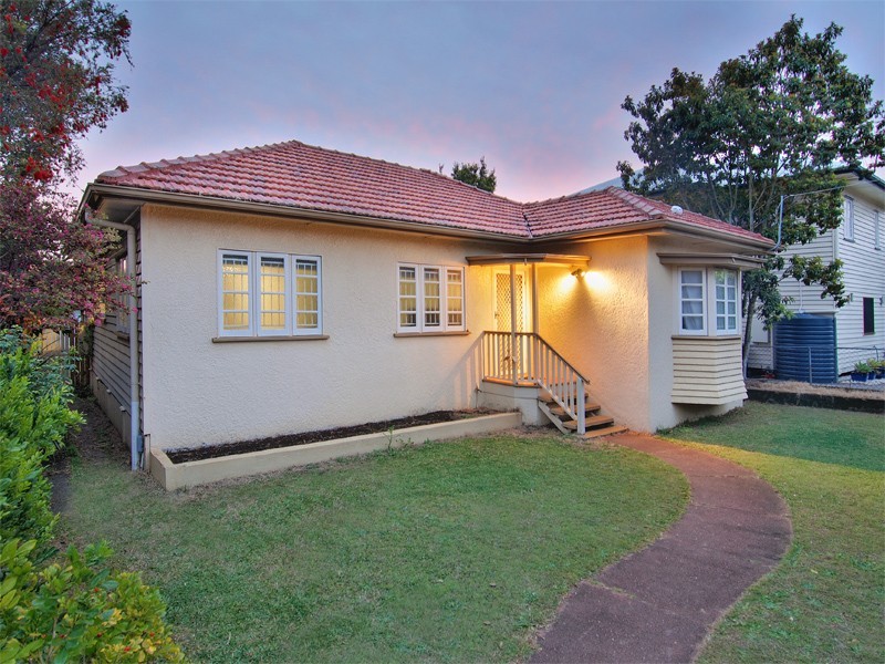 47 Paradise Street, Banyo QLD 4014