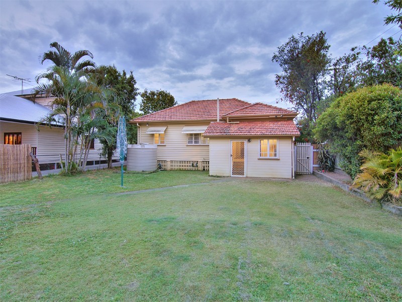 47 Paradise Street, Banyo QLD 4014