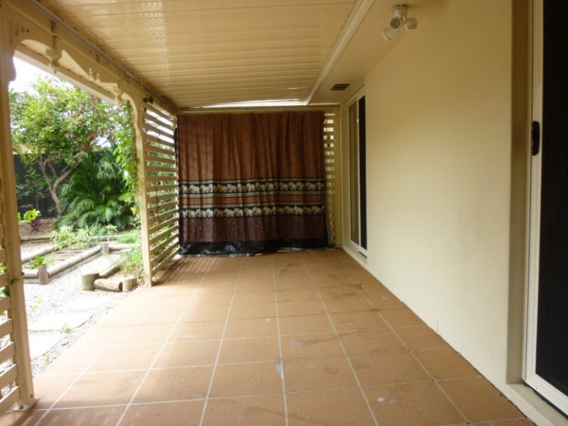 42 Glenside Street, Wavell Heights QLD 4012