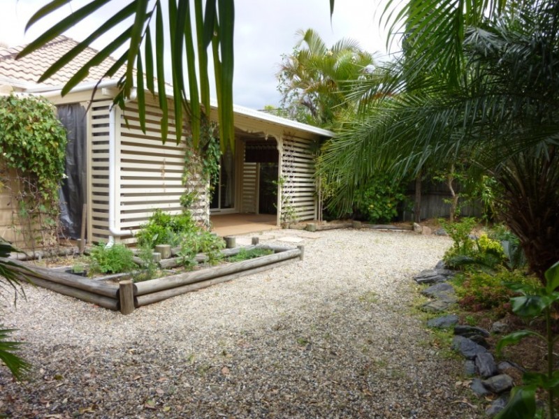 42 Glenside Street, Wavell Heights QLD 4012