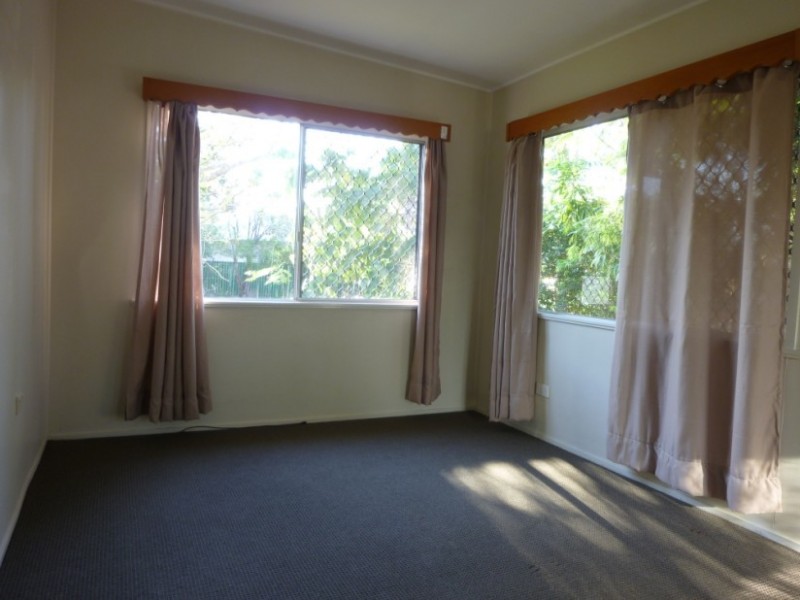 27 Mann Avenue, Northgate QLD 4013