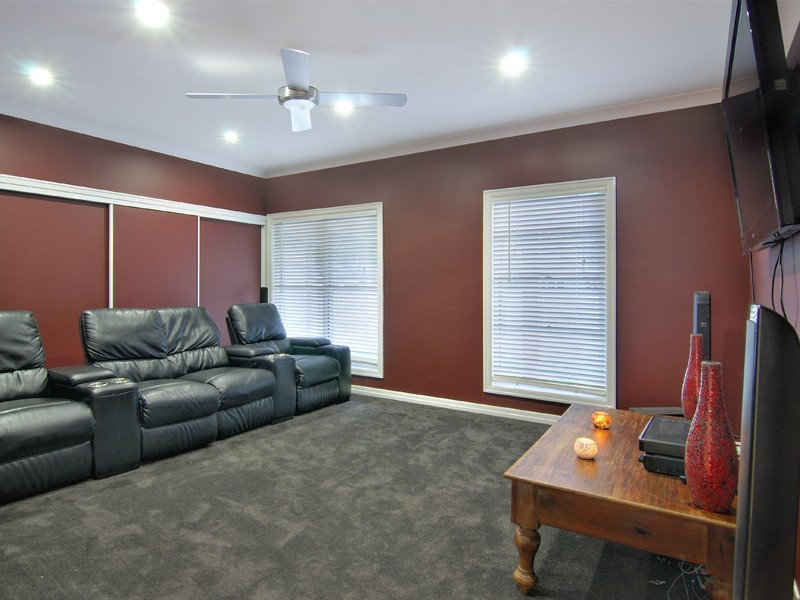 11 Bertha Street, Wooloowin QLD 4030