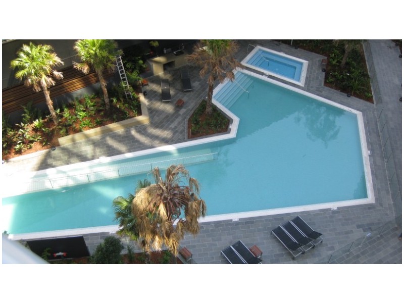 10706/8 Harbour Road, Hamilton QLD 4007